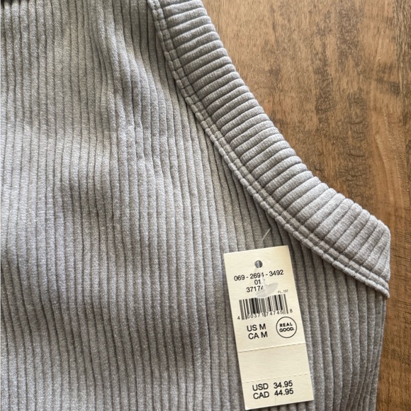 Gray Ribbed Halter Crop Top - Picture 2 of 6